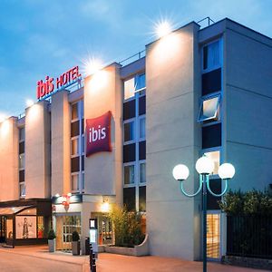 ibis Paris Gennevilliers